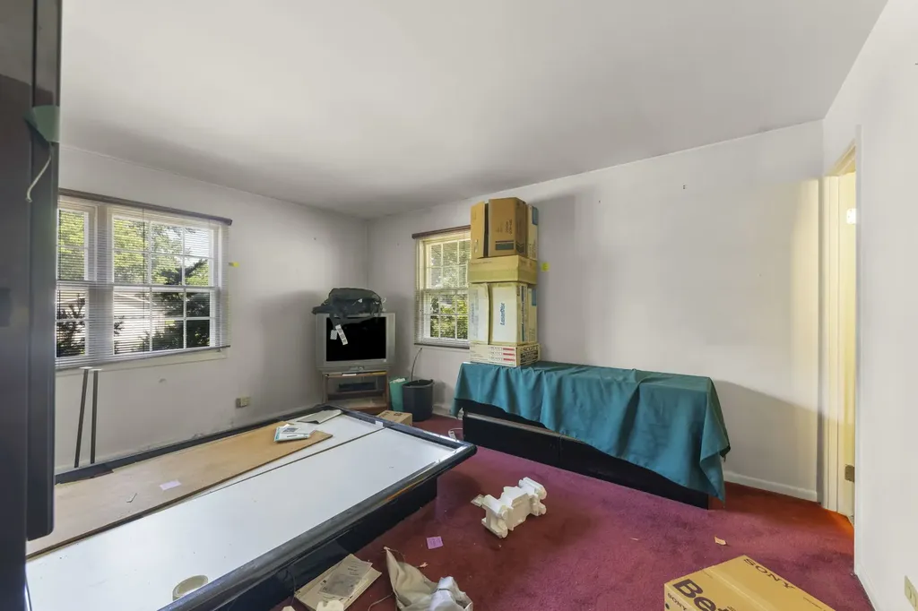 6104 Tyler Drive Woodridge IL 60517