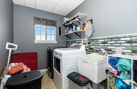 1308 Burns Court Minooka IL 60447
