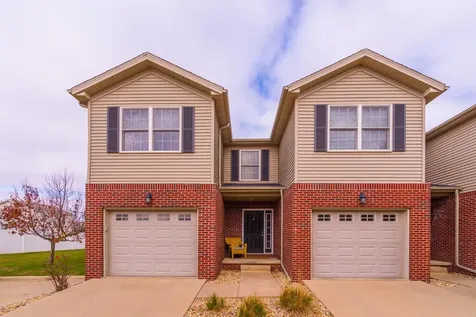 1112 Ekstam Drive Bloomington IL 61704