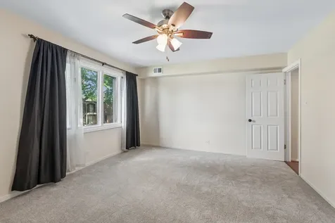 12750 Carriage Lane Crestwood IL 60418
