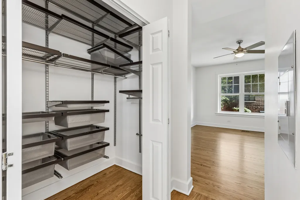 3801 North Wilton Avenue Chicago IL 60613
