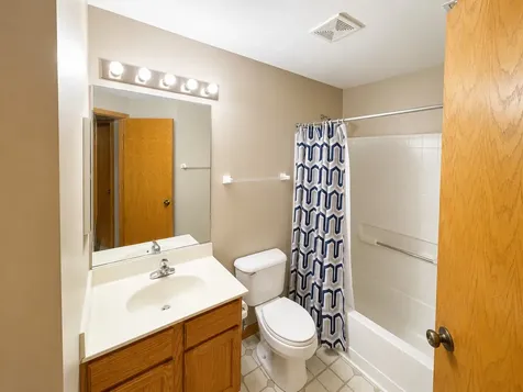 647 Jonathan Drive Round Lake IL 60073