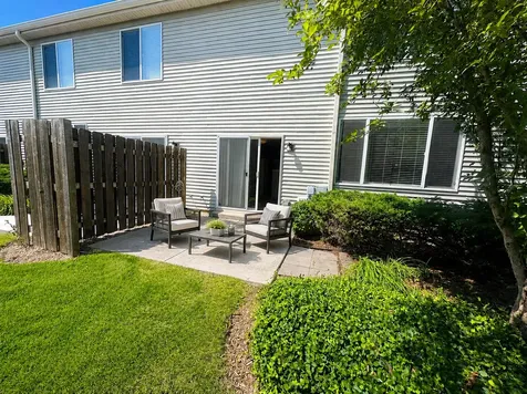 647 Jonathan Drive Round Lake IL 60073