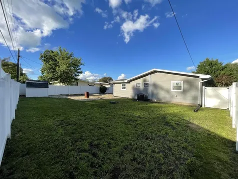 9 Hilltop Drive Streator IL 61364