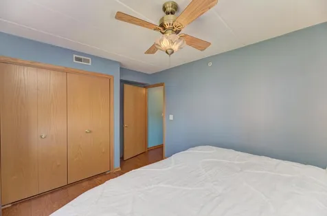 9420 South Melvina Avenue Oak Lawn IL 60453