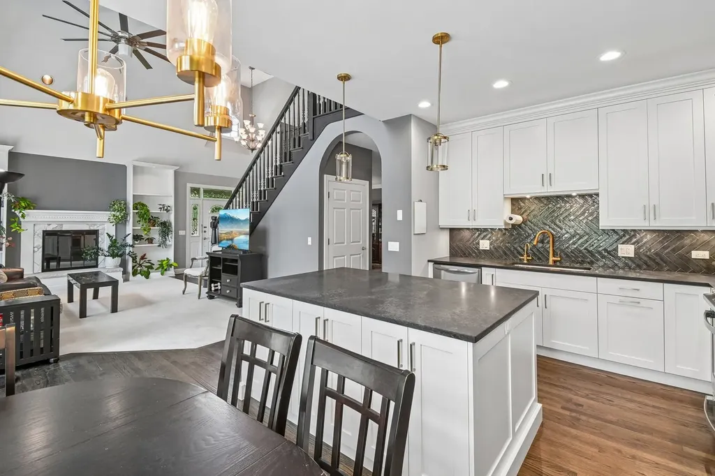 1491 Cress Creek Court Naperville IL 60563