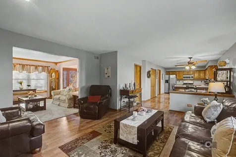 1904 Brighton Lane Plainfield IL 60586