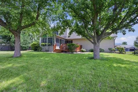 613 Sycamore Drive St. Joseph IL 61873