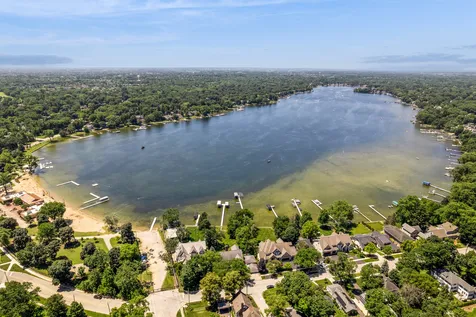 531 Lake Street Crystal Lake IL 60014