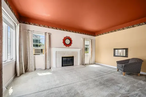 531 Lake Street Crystal Lake IL 60014