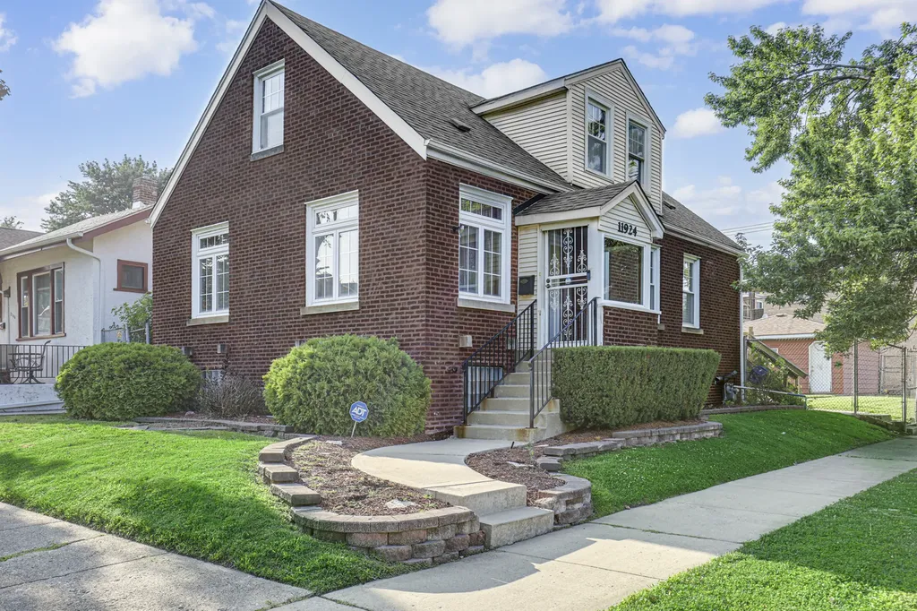 11924 Longwood Drive Blue Island IL 60406