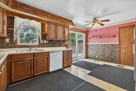 307 West Lincoln Avenue Gardner IL 60424