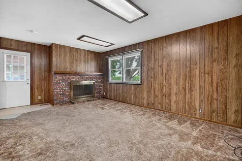 307 West Lincoln Avenue Gardner IL 60424