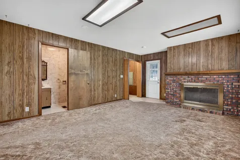 307 West Lincoln Avenue Gardner IL 60424