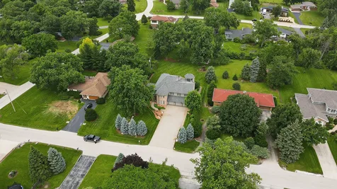 1290 119TH Street Lemont IL 60439