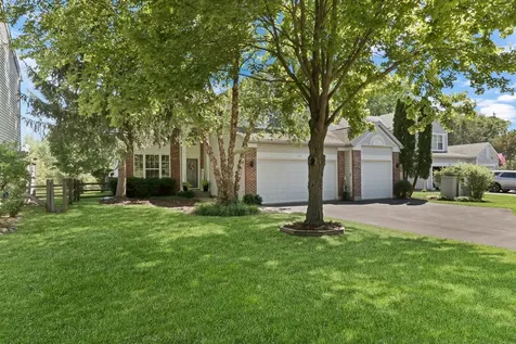 319 Deer Lake Drive Hainesville IL 60030
