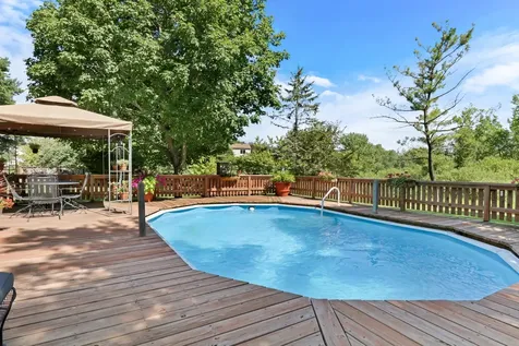 319 Deer Lake Drive Hainesville IL 60030