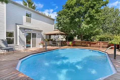 319 Deer Lake Drive Hainesville IL 60030
