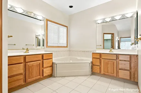 8420 Saint Moritz Drive Spring Grove IL 60081