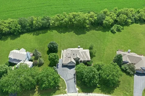 8420 Saint Moritz Drive Spring Grove IL 60081