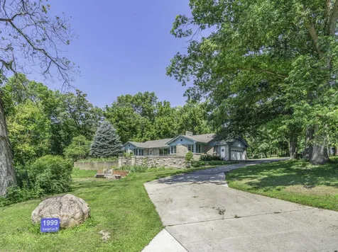 1999 Columbus Street Ottawa IL 61350