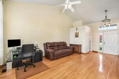 2024 Harrison Avenue Mundelein IL 60060