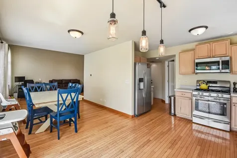 2024 Harrison Avenue Mundelein IL 60060
