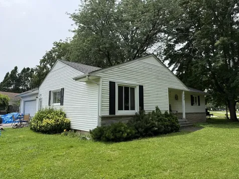 730 Watson Drive Genoa IL 60135