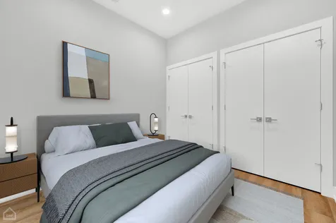 2924 West Medill Avenue Chicago IL 60647