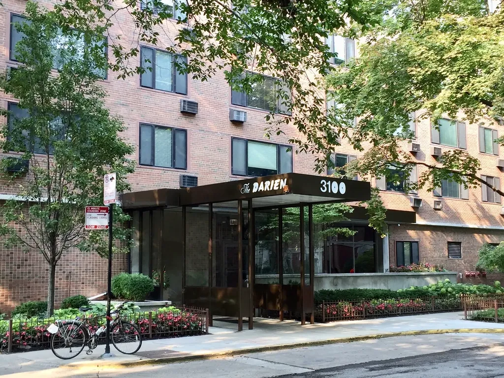 3100 North Lake Shore Drive Chicago IL 60657