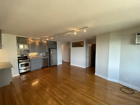3100 North Lake Shore Drive Chicago IL 60657