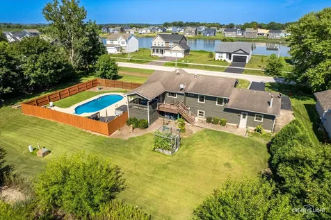 531 North Sycamore Street Hinckley IL 60520