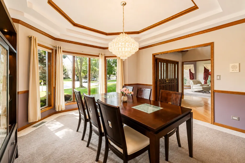 6904 Irish Court Darien IL 60561