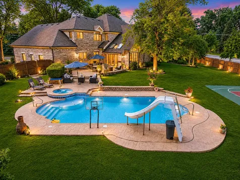 6904 Irish Court Darien IL 60561