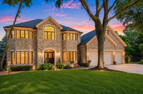 6904 Irish Court Darien IL 60561