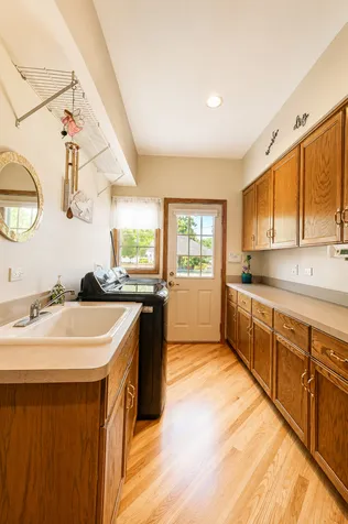 6904 Irish Court Darien IL 60561