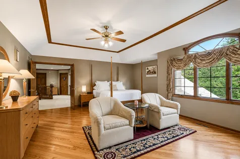 6904 Irish Court Darien IL 60561