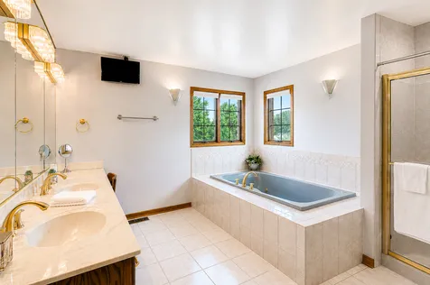 6904 Irish Court Darien IL 60561