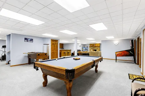 6904 Irish Court Darien IL 60561