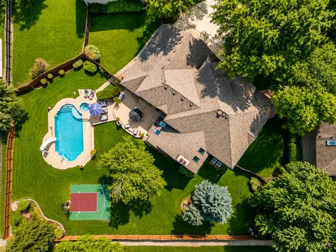 6904 Irish Court Darien IL 60561