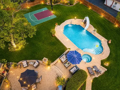 6904 Irish Court Darien IL 60561