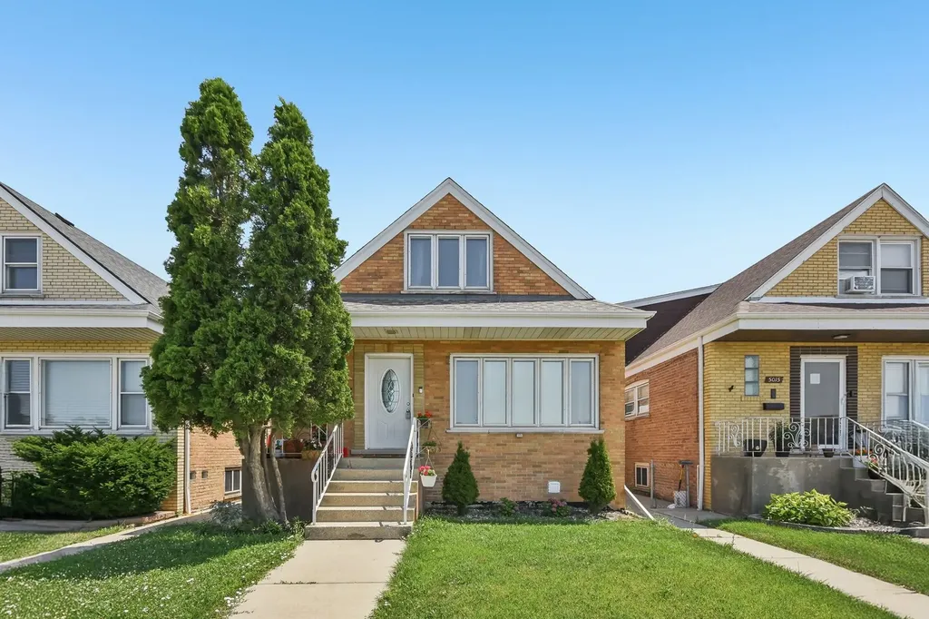 5011 South Kilbourn Avenue Chicago IL 60632