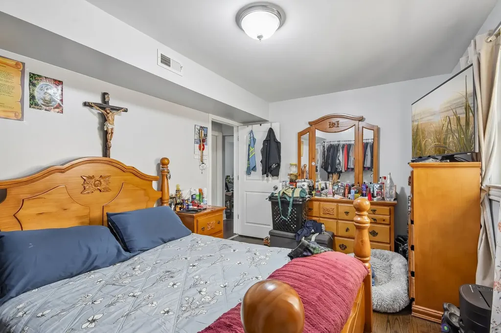 5011 South Kilbourn Avenue Chicago IL 60632