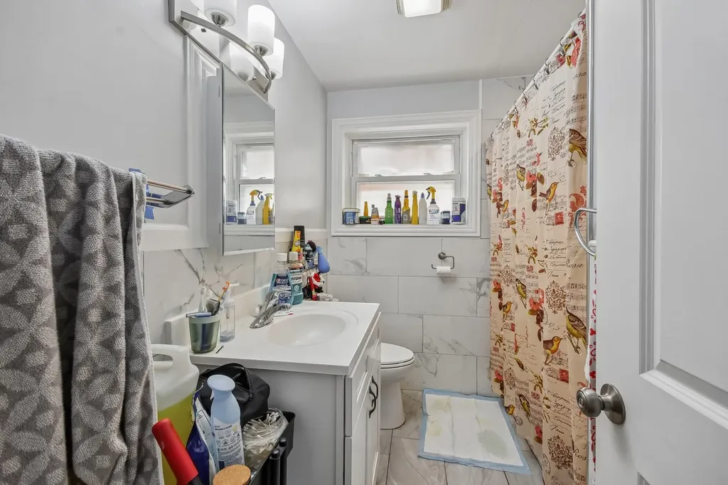 5011 South Kilbourn Avenue Chicago IL 60632