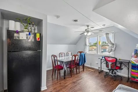 5011 South Kilbourn Avenue Chicago IL 60632