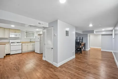5011 South Kilbourn Avenue Chicago IL 60632