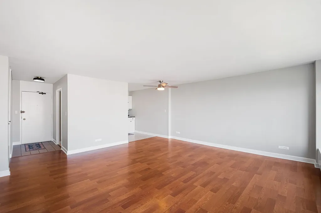 5455 North Sheridan Road Chicago IL 60640