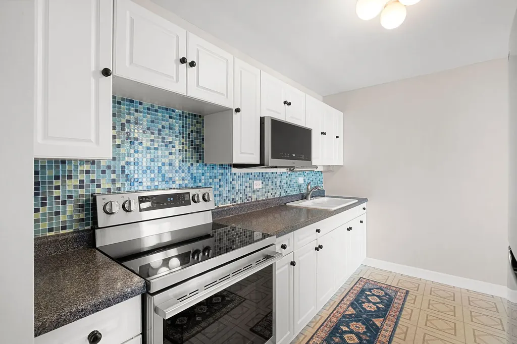 5455 North Sheridan Road Chicago IL 60640