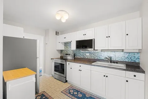 5455 North Sheridan Road Chicago IL 60640