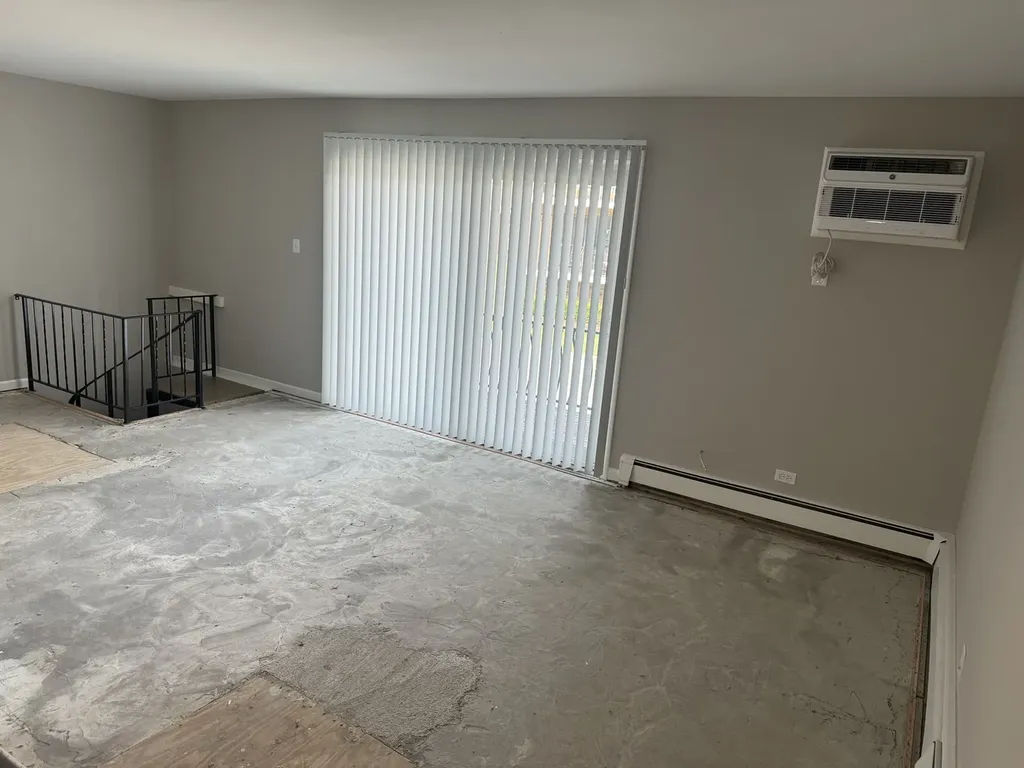1442 Carriage Lane Westmont IL 60559